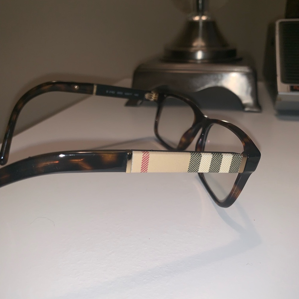 Burberry eye glasses